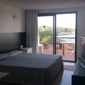 https://es-grop-apartments.ibizaislandhotels.net